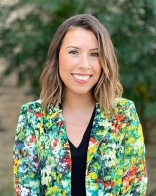 Kristen Drake, mental health professional recommending Stephen Gravois
